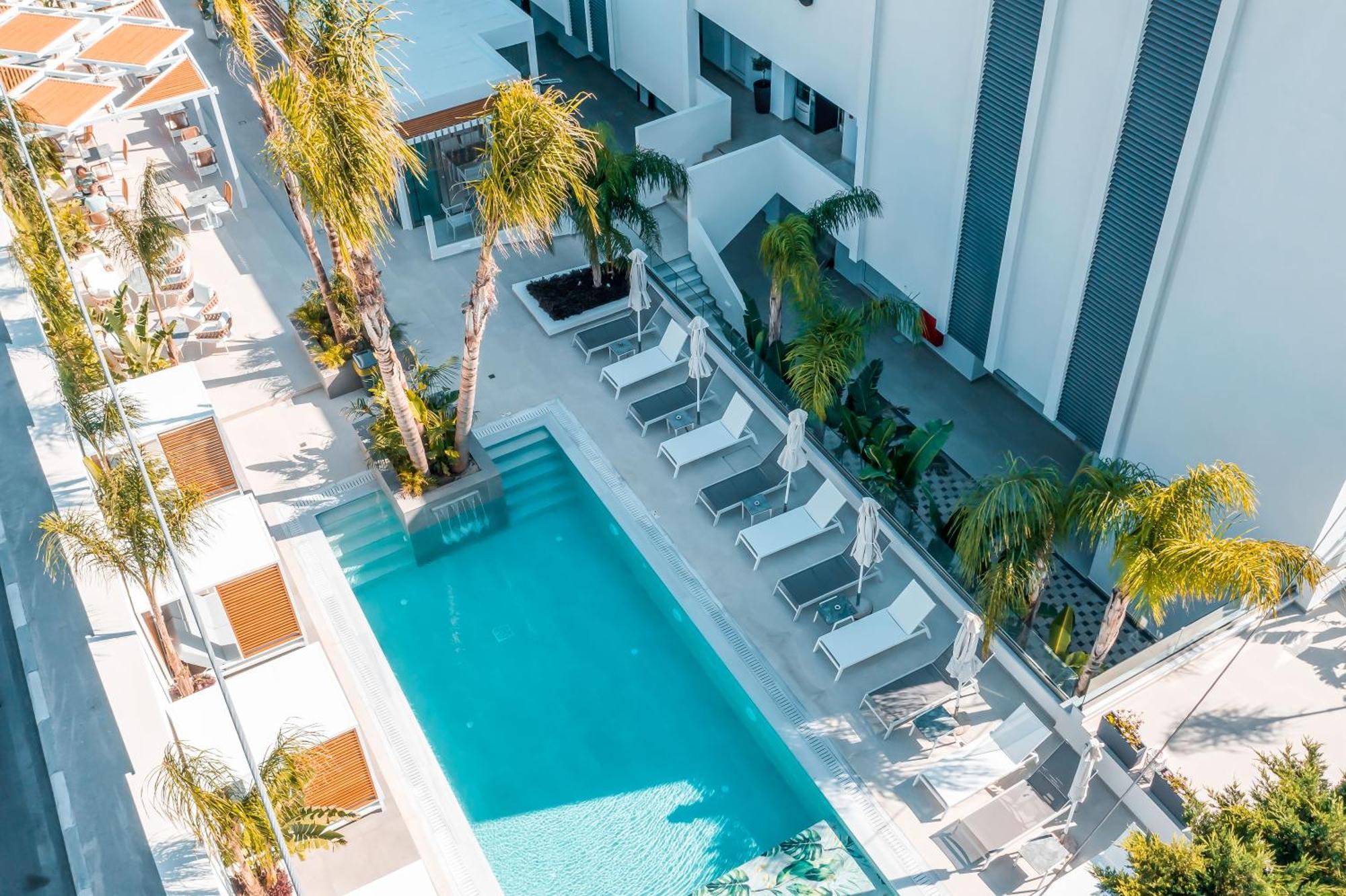 Lägenhetshotell Casastavris - Aparts & Pool Faliraki