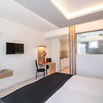 Casastavris - Aparts & Pool Suites